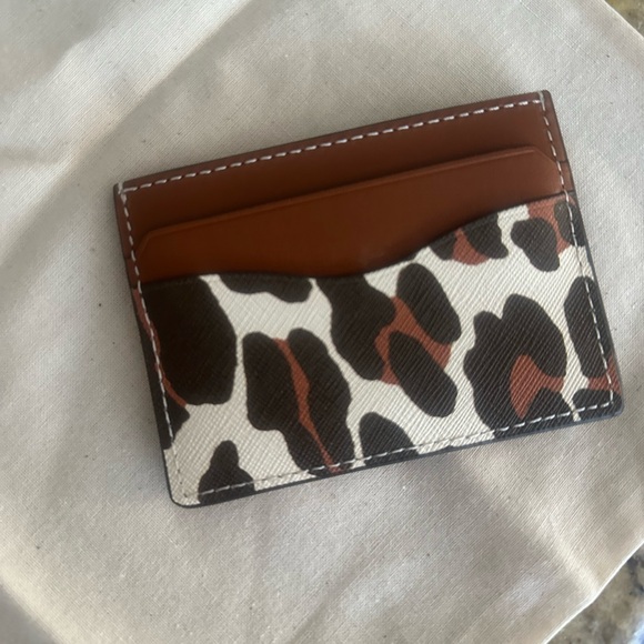 New Tory burch EMERSON PRINTED SLIM CARD CASE BEIGE REVA LEOPARD - Picture 2 of 4